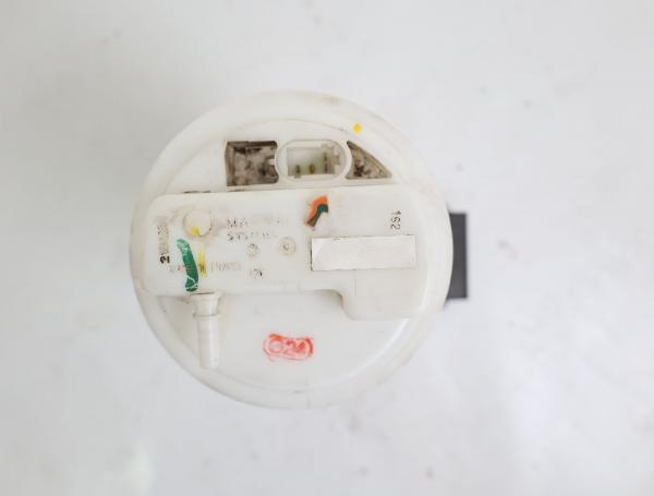 Benzinpumpe mit Geber 172027786R DACIA DUSTER 1