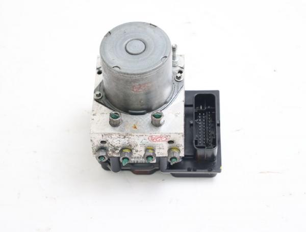 Hydraulikeinheit ABS 8201304731 DACIA DUSTER 1