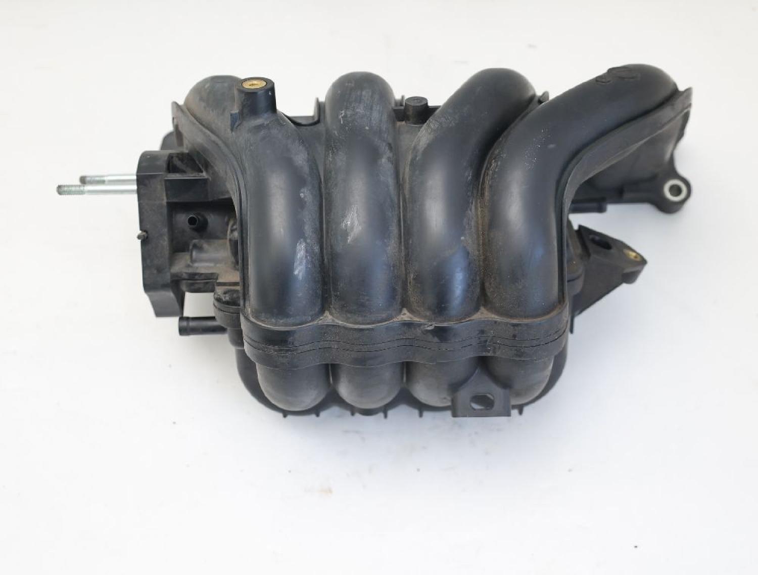 Ansaugkrümmer 1311073K01 Suzuki SPLASH EX