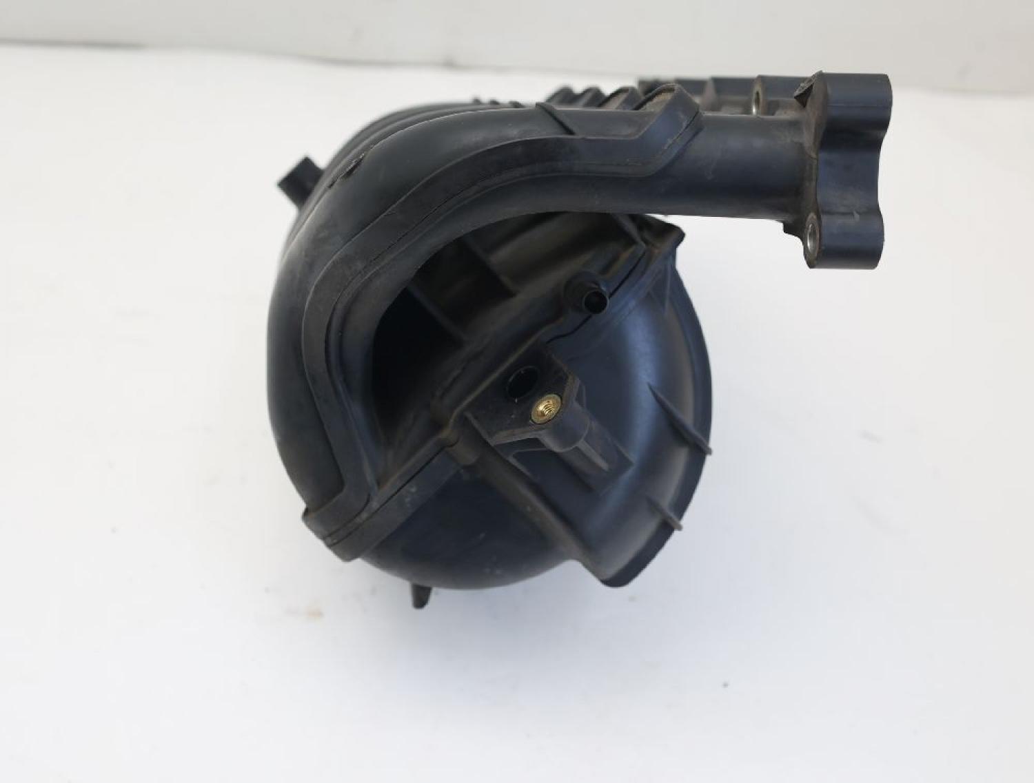 Ansaugkrümmer 1311073K01 Suzuki SPLASH EX