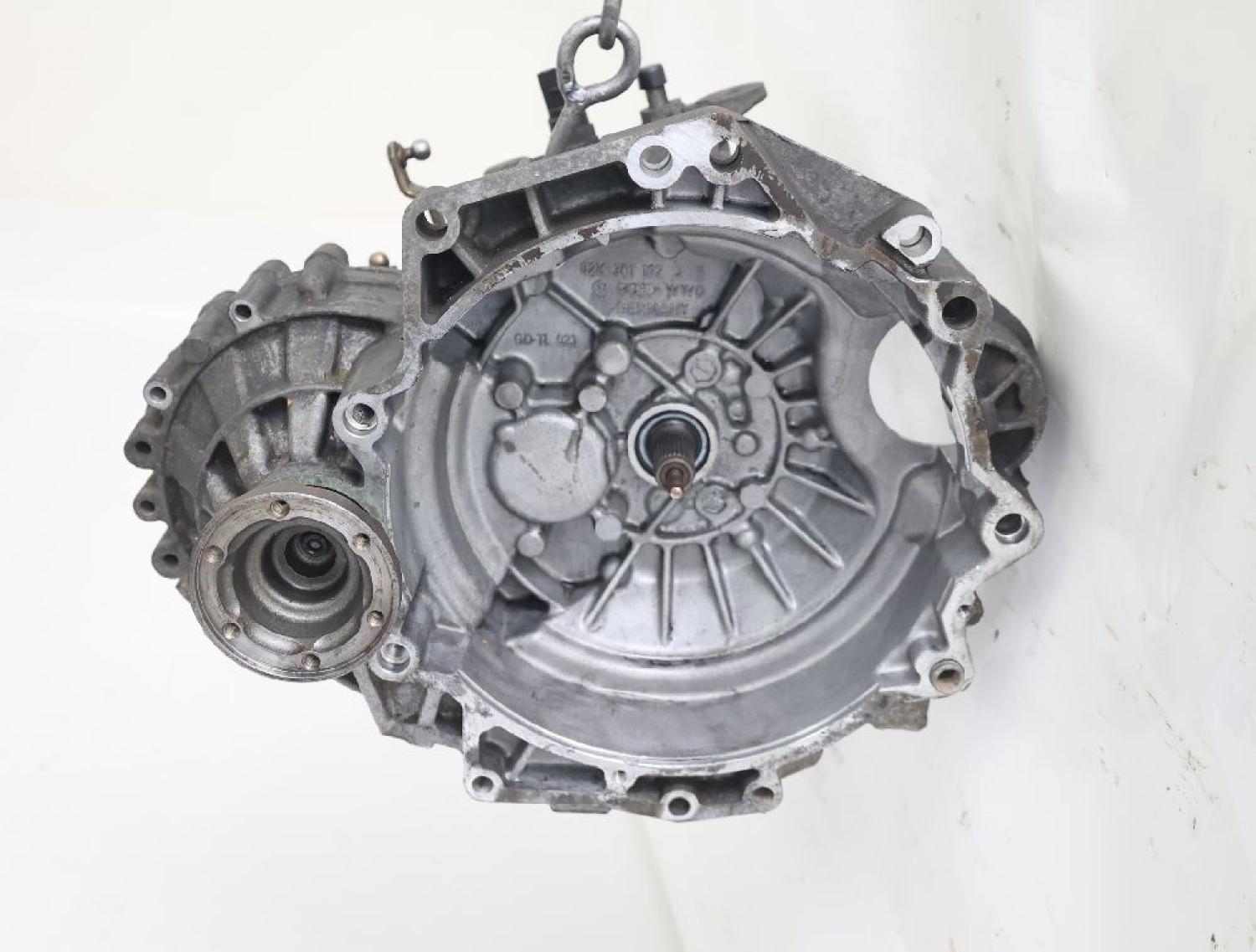 Getriebe 5 Gang 02K300045KX VW GOLF 4