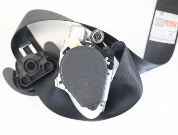 Sicherheitsgurt vorn rechts 1K4857706BJ VW GOLF 6
