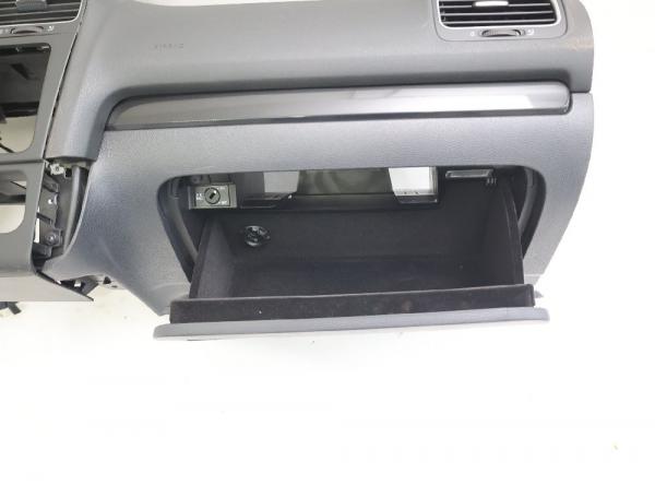 Armaturenbrett 5K1857001B81X VW GOLF 6