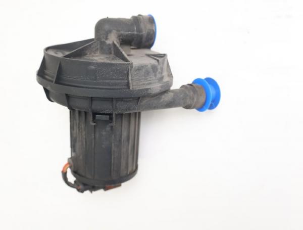 Sekundärluftgebläse 06A131083B Audi A3 8L