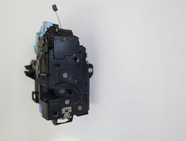 Türschloß vorn rechts 3D1837016 VW TOUAREG 1 7L
