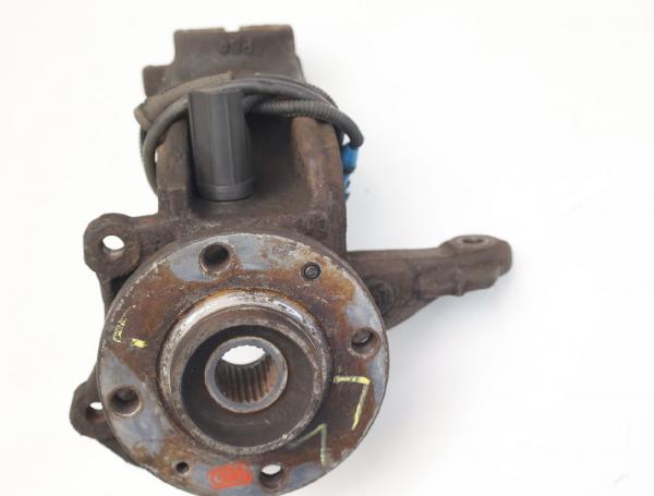 Achsschenkel vorn links 364690 Citroen C3 PICASSO