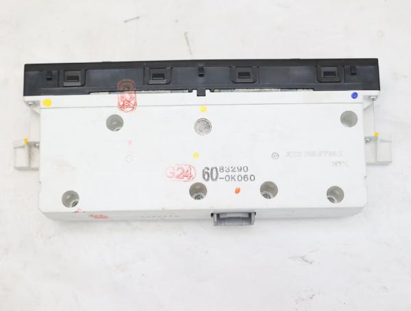 Display 60832900K060 Toyota HILUX 7 KUN