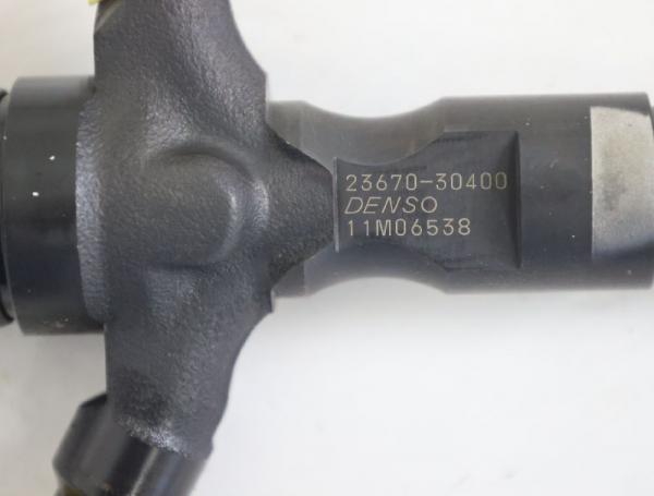 Einspritzduese (Diesel) Zylinder 2 2367030400 Toyota HILUX 7 KUN