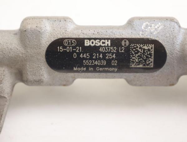 Diesel Verteilerrohr 55234039 Fiat FREEMONT