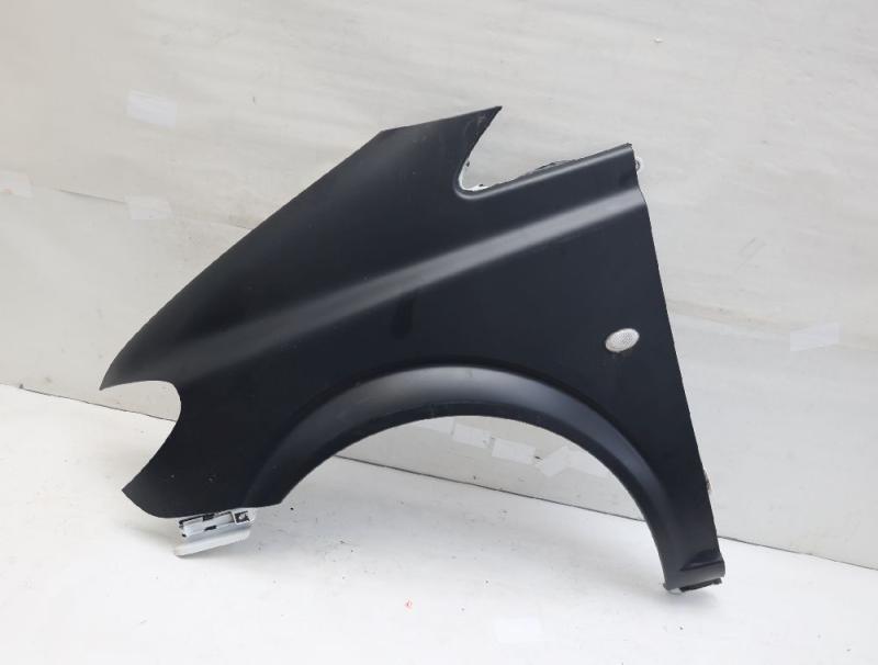 Kotflügel vorn links 6396305107 Mercedes VITO 2 W639