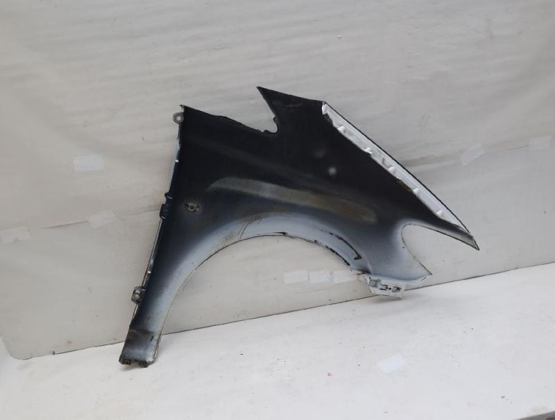 Kotflügel vorn links 6396305107 Mercedes VITO 2 W639