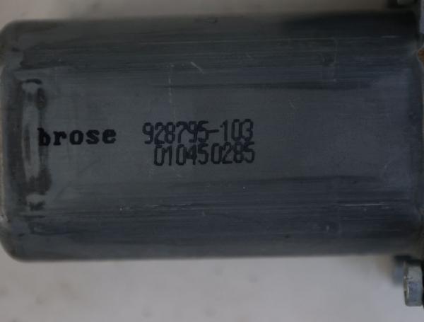 Fensterheber-Motor vorn links 0068204642 Mercedes VITO 2 W639