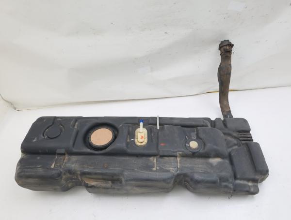Kraftstofftank 6394711401 Mercedes VITO 2 W639