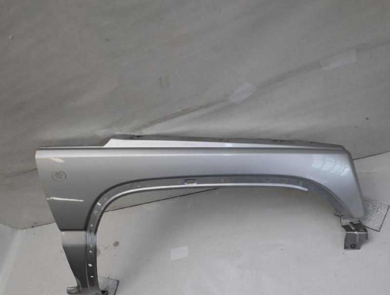 Kotflügel vorn rechts 55360598AB Jeep CHEROKEE 2 KJ