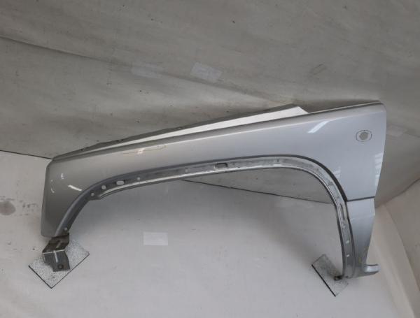 Kotflügel vorn links 55177101AD Jeep CHEROKEE 2 KJ