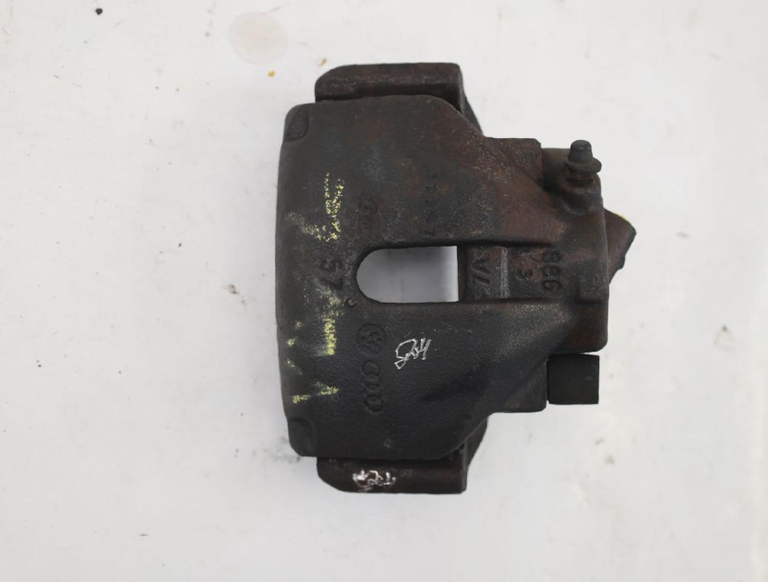 Bremssattel vorn links 8E0615123A Audi A6 4B C5