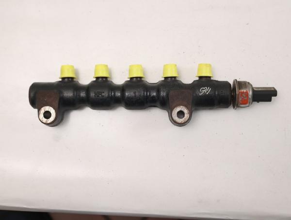 Diesel Verteilerrohr 9654592680 Citroen C1 1