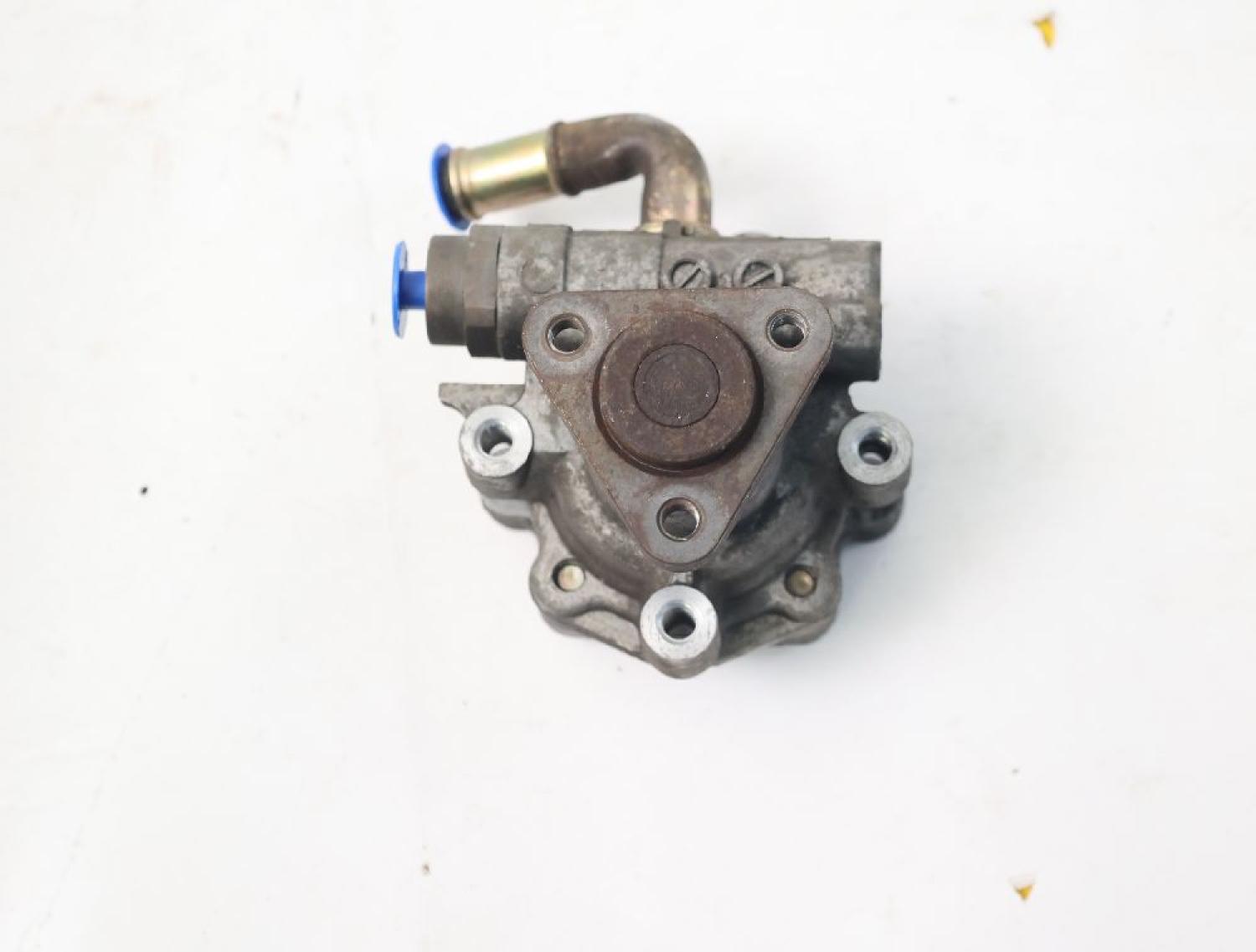 Lenkung Servopumpe VW PASSAT (3B) (8.96-11.00) 1.6