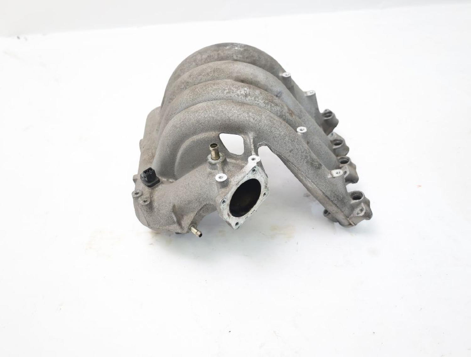 Ansaugkrümmer VW PASSAT (3B) (8.96-11.00) 1.6