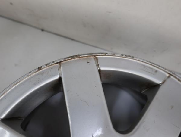 Felge Alu/Leichtmetall vorn rechts VW PASSAT (3B) (8.96-11.00) 1.6