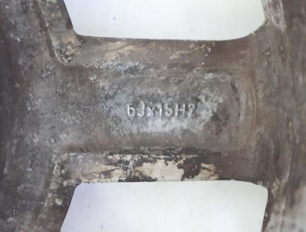 Felge Alu/Leichtmetall vorn rechts 16273A Ford PUMA ECT