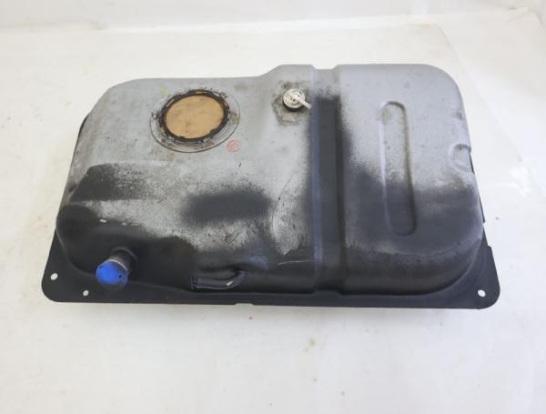 Kraftstofftank 1095876 Ford PUMA ECT