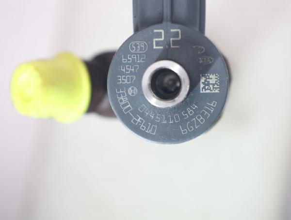 Einspritzduese (Diesel) Zylinder 4 Hyundai SANTA FE III (DMA) (9.12-8.18) 2.2 CRDi 4WD