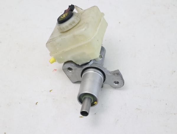Hauptbremszylinder BMW 5er Touring (E61) (4.04-3.07) 525i