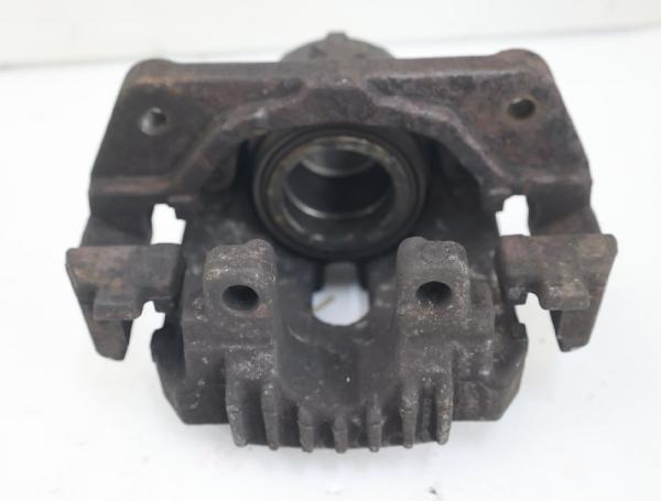 Bremssattel vorn rechts BMW 5er Touring (E61) (4.04-3.07) 525i