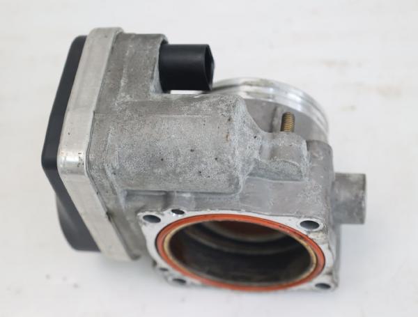 Drosselklappenstutzen BMW 5er Touring (E61) (4.04-3.07) 525i