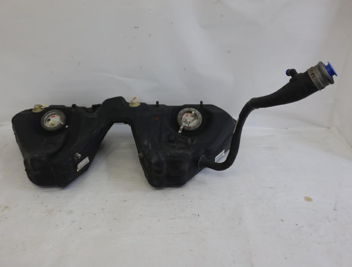Kraftstofftank BMW 5er Touring (E61) (4.04-3.07) 525i