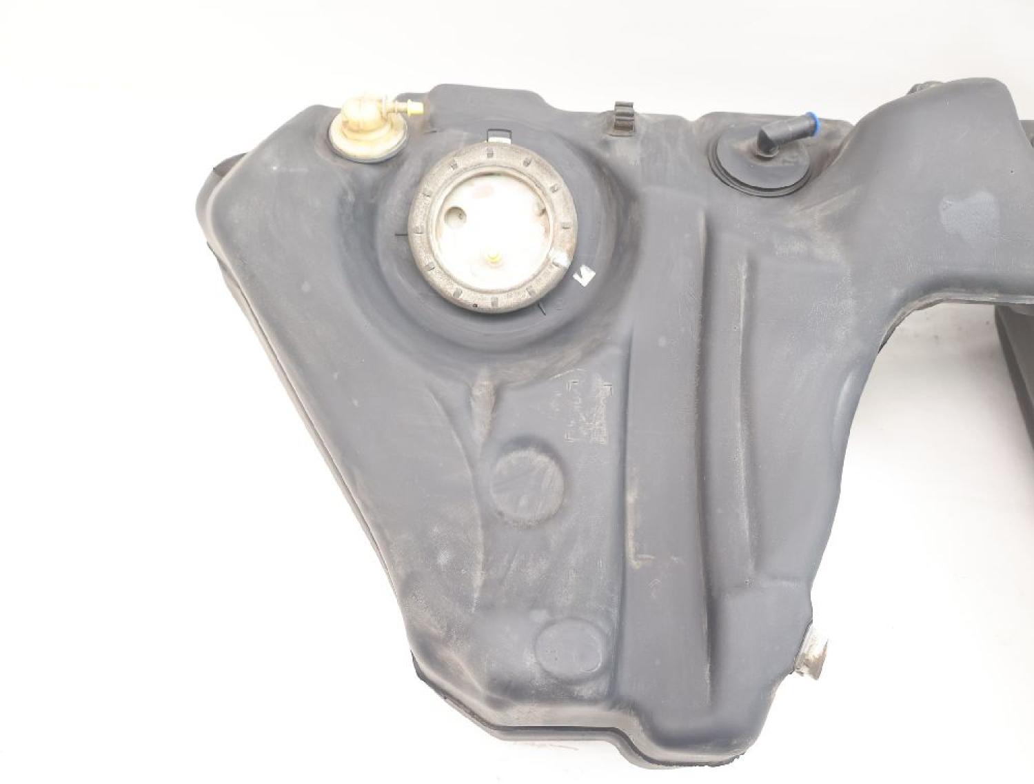 Kraftstofftank BMW 5er Touring (E61) (4.04-3.07) 525i