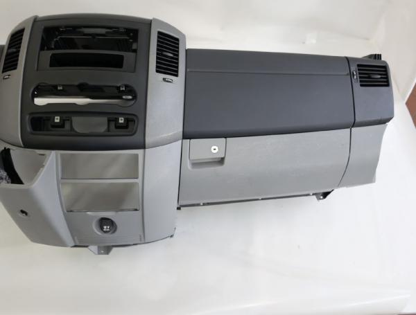 Armaturenbrett Mercedes SPRINTER II Kasten (906) (6.06-9.13) 313 CDI