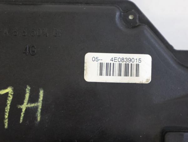Türschloß hinten links Audi A8 (4E.D3)(10.02-9.05) 3.7 quattro