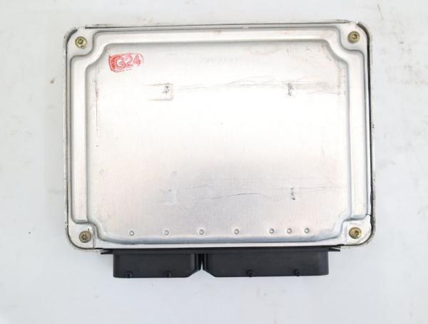Steuergerät Motor Audi A8 (4E.D3)(10.02-9.05) 3.7 quattro
