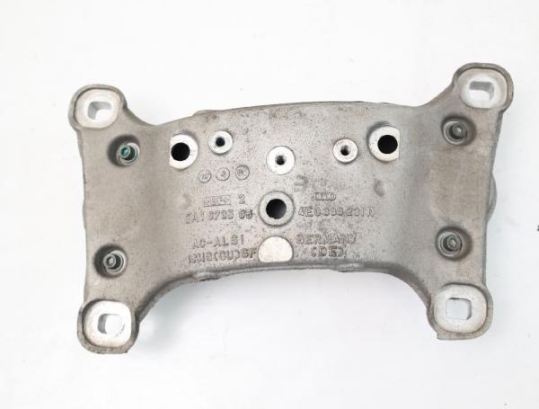 Getriebehalter 4E0399231N Audi A8 D3 4E