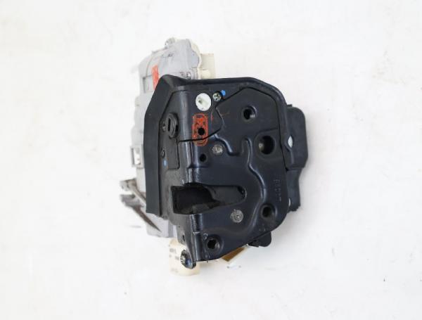 Türschloß hinten rechts 4F0839016 Audi A3 Sportback 8P