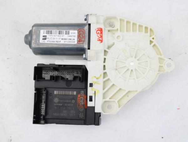 Fensterheber-Motor vorn rechts 1P0837402D Seat LEON 2 1P1