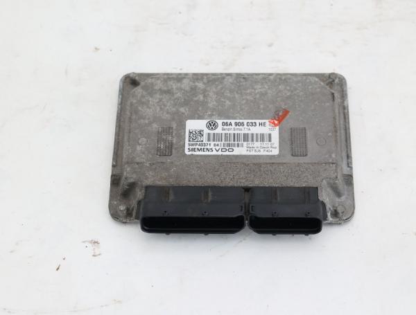 Steuergerät Motor 06A906033HE Seat LEON 2 1P1