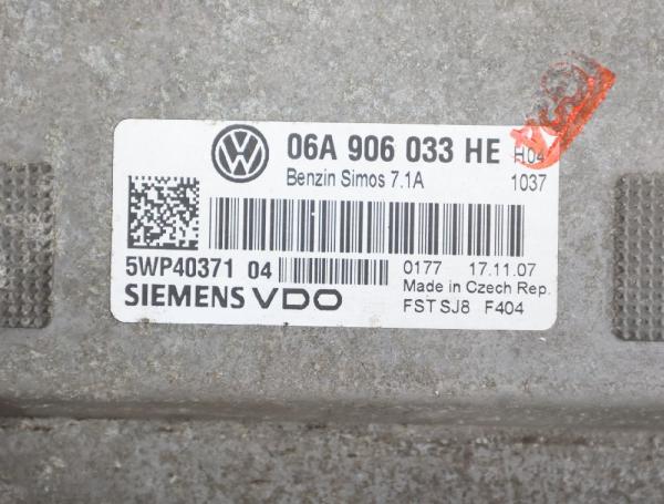 Steuergerät Motor 06A906033HE Seat LEON 2 1P1