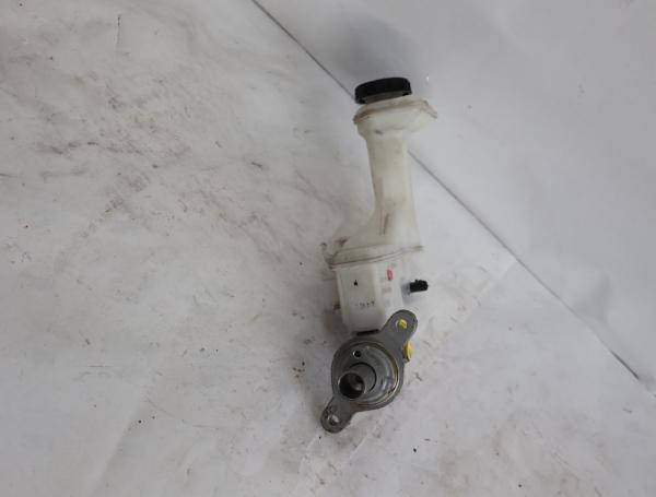 Hauptbremszylinder 0204796468 Nissan X-TRAIL T32