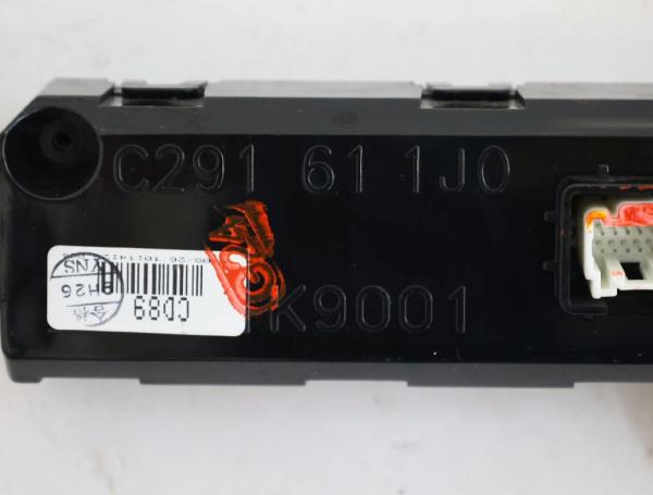 Display C291611J0 Mazda 5 CR