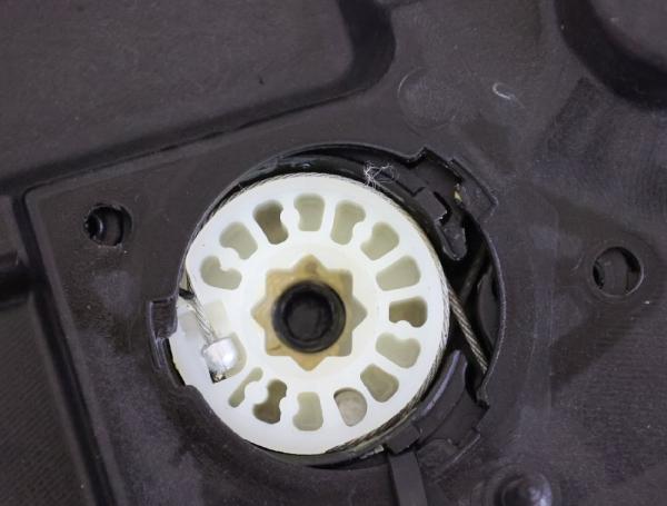 Fensterheber elektrisch hinten links C2357397X Mazda 5 CR