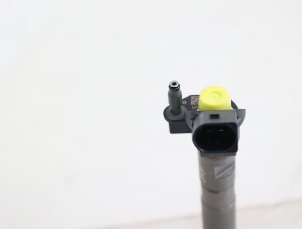 Einspritzduese (Diesel) Zylinder 4 059130277AN VW PHAETON 3D