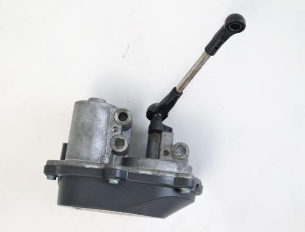 Stellmotor sonstige 059129086L VW PHAETON 3D