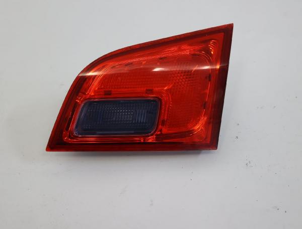 Rückleuchte rechts innen 13282247 Opel ASTRA J Caravan
