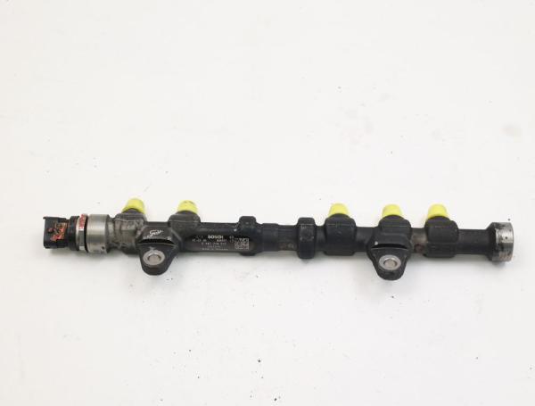 Diesel Verteilerrohr 55573331 Opel ASTRA J Caravan