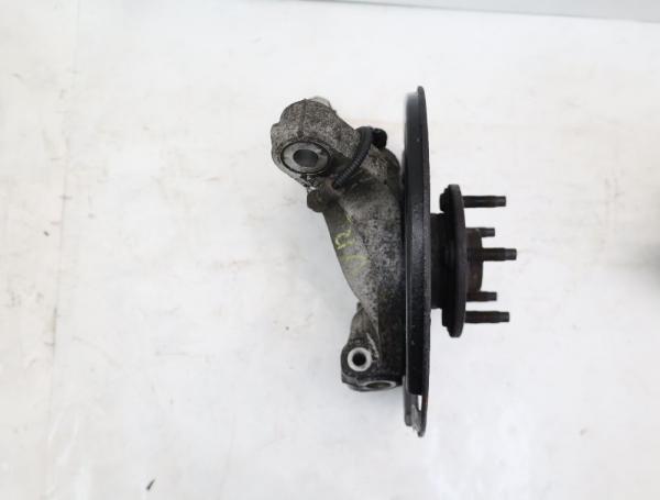 Achsschenkel vorn rechts 13319481 Opel ASTRA J Caravan