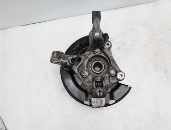 Achsschenkel vorn links 13319480 Opel ASTRA J Caravan