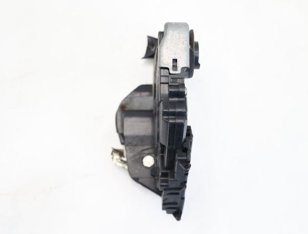Türschloß vorn rechts 6903047070 Toyota PRIUS 2 NHW20